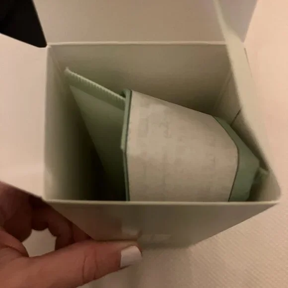 Clinique Pore Refining Solutions Charcoal Mask - Picture 2 of 3